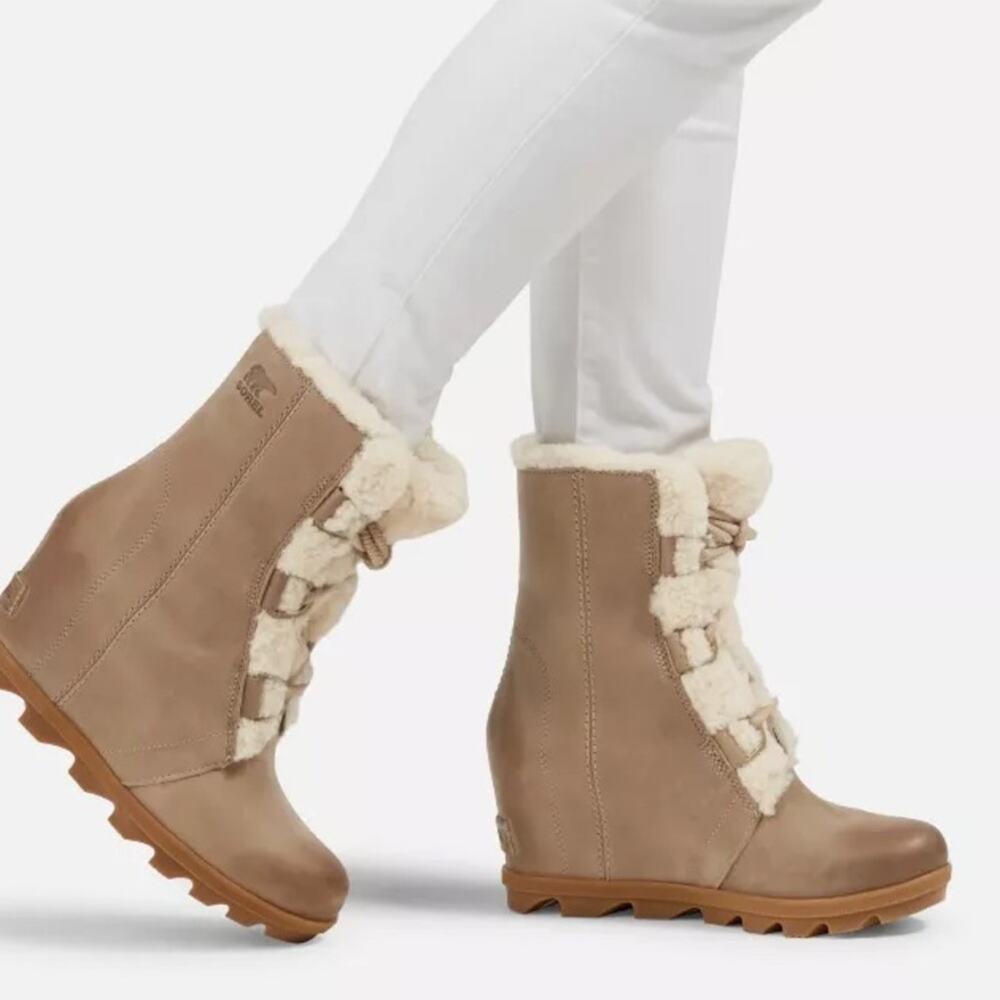 WOMEN'S JOAN OF ARCTIC™ WEDGE II SHEARLING BOOT
